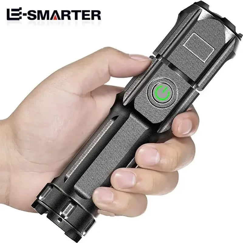 Lanterna LED potente, recarregável por USB, à prova de água e com zoom, ideal para pesca, caça e camping, com até 10000 lúmens.